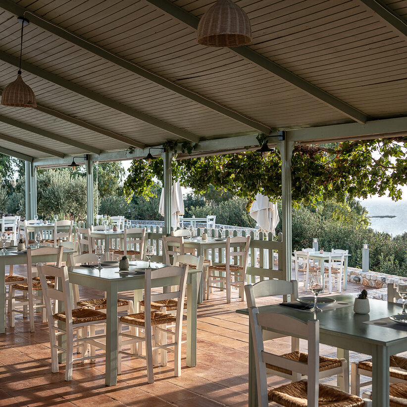 Kalomirakis Tavern