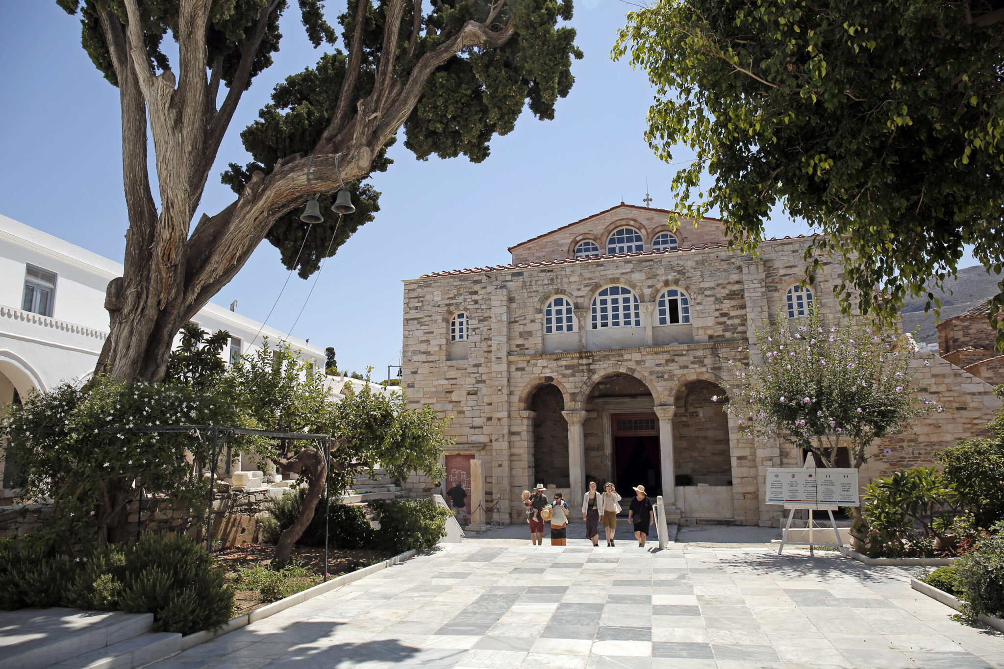 Panagia Ekatontapiliani